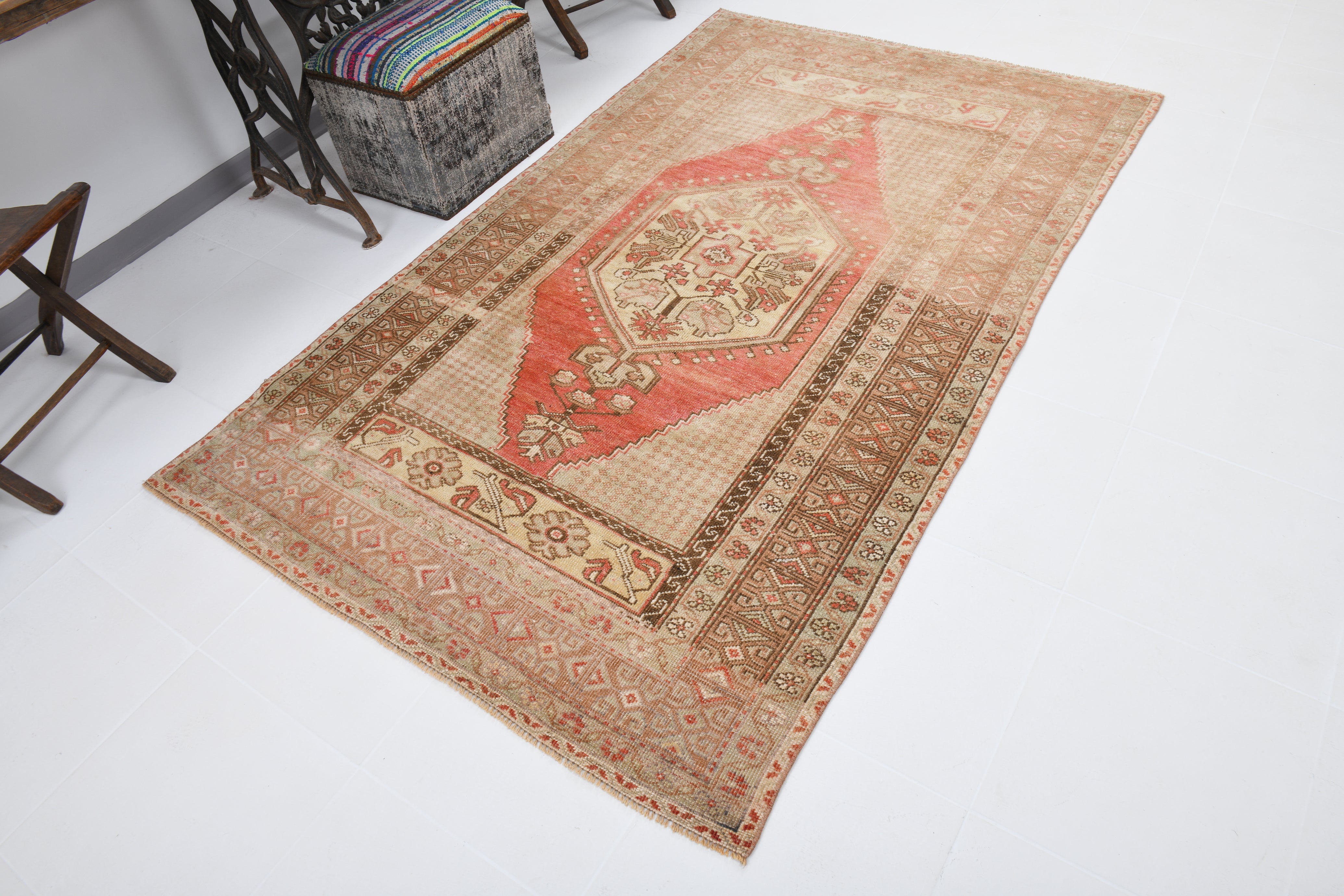Semi Antiuqe Rug - Turkish Vintage Rug,Beige/Brown, 4'7 Semi Antiuqe Rug - Turkish Vintage Rug,Beige/Brown, 4'7