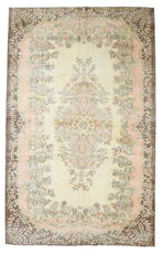 Handmade Turkish Vintage Rug 6'4