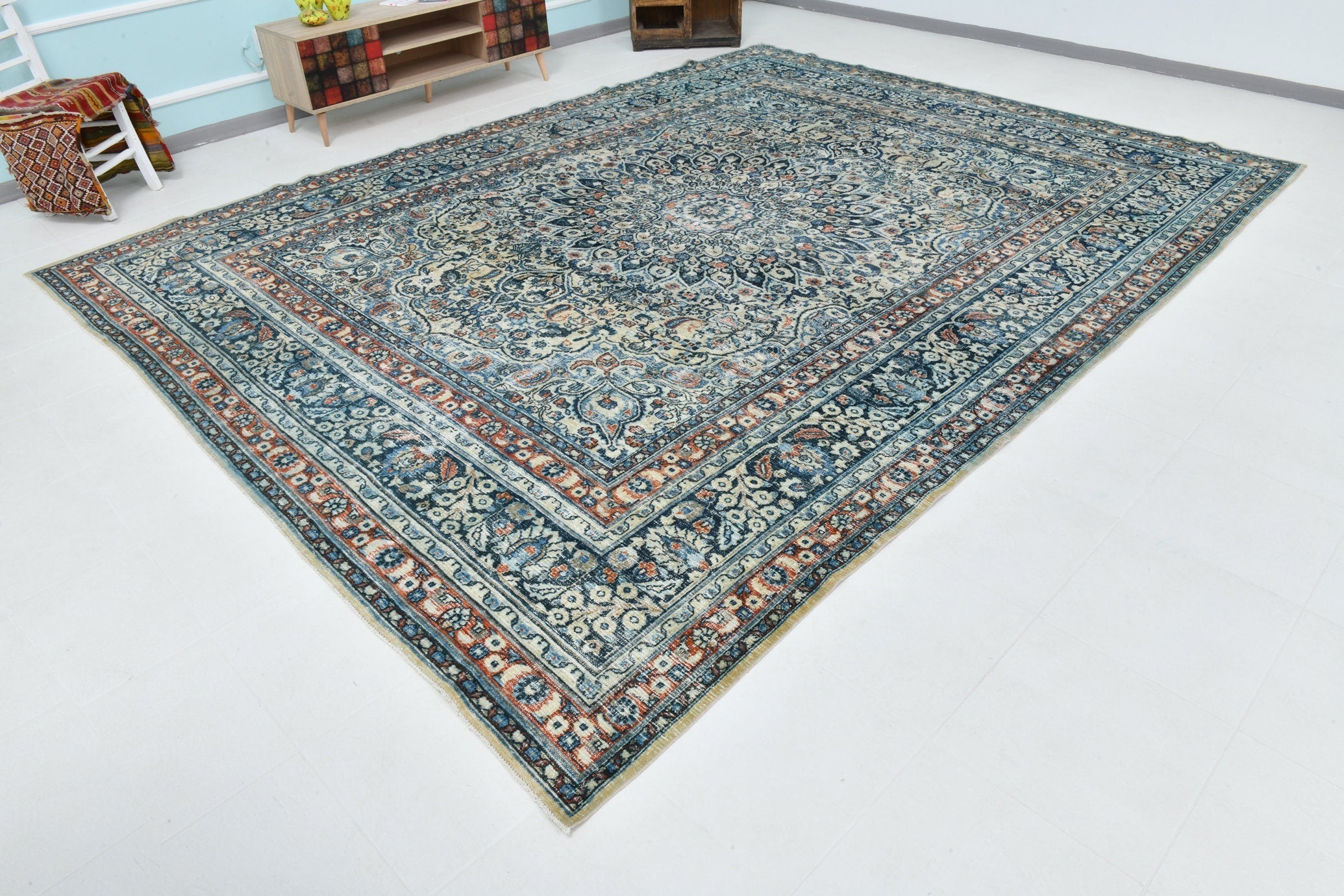 Handmade Wool Rugs & Kilims | Auhentic and Hand-knotted Handmade Wool Rugs & Kilims | Auhentic and Hand-knotted